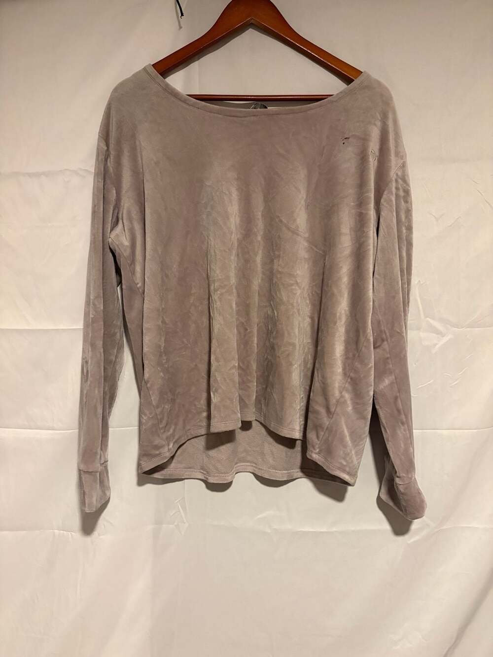Born Women's XL Dusty Pink Velour Long Sleeve Scoop Neck Sweatshirt